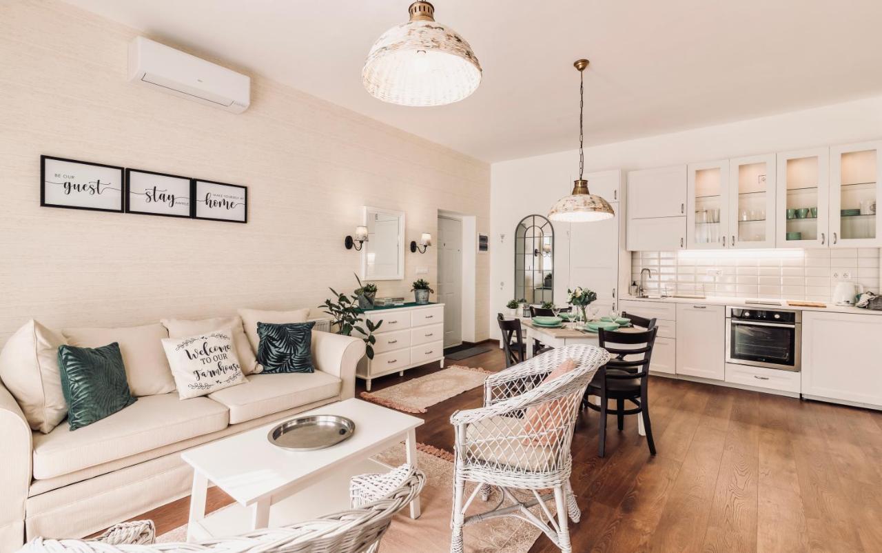 Monarchia Cottage Apartman Mosonmagyarovar Luaran gambar